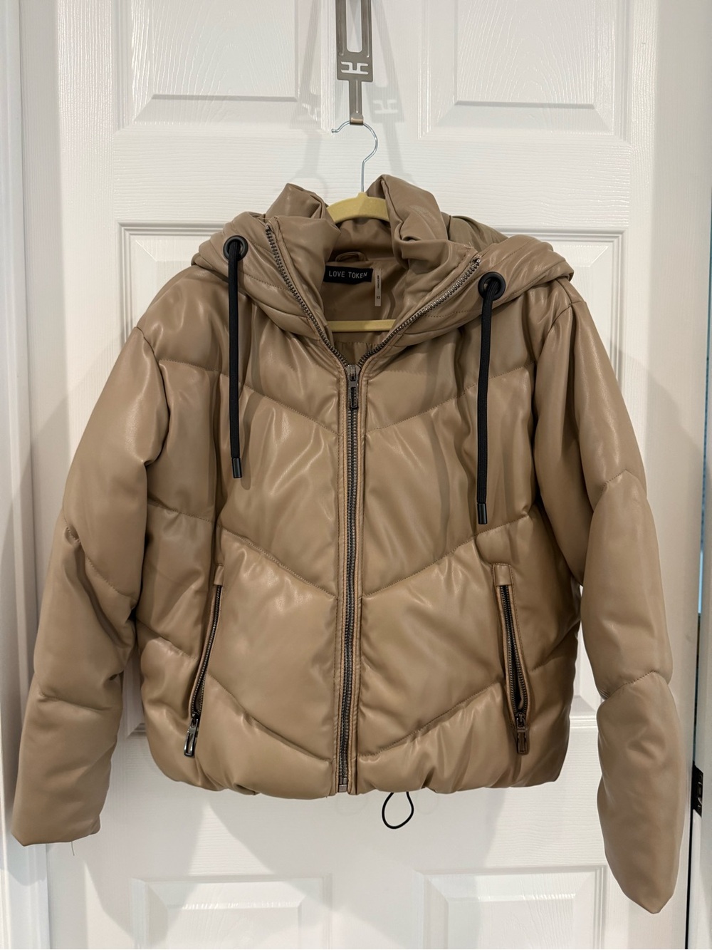 Love Token Bianka Vegan Leather Puffer Coat Camel XS – New Without Tags